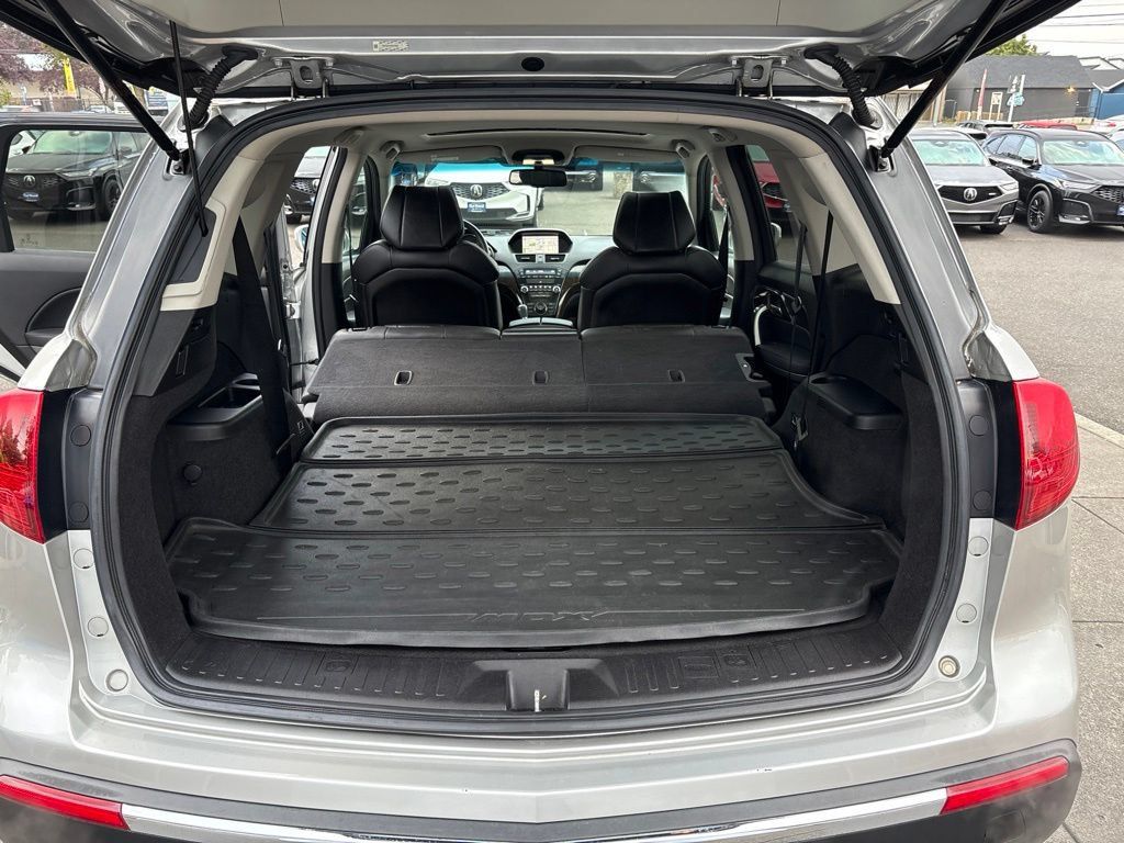 Used 2013 Acura MDX w/ Technology Package AWD/4WD image 32
