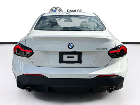 Certified 2024 BMW 230i 230i w/ Convenience Package image 6