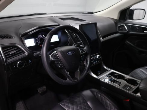 Used 2024 Ford Edge Titanium AWD/4WD image 18