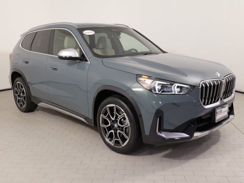 Used 2023 BMW X1 xDrive28i w/ Premium Package AWD/4WD image 7