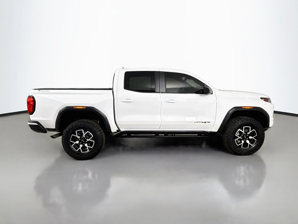 Used 2024 GMC Canyon AT4X AWD/4WD image 9