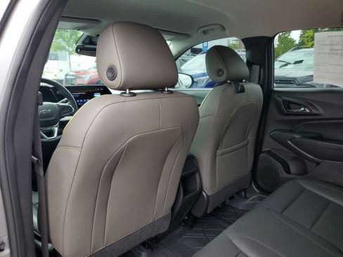 Used 2025 Chevrolet Trax ACTIV w/ Driver Confidence Package FWD image 12