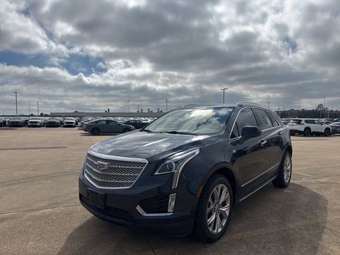 Used 2019 Cadillac XT5 Luxury w/ LPO, Radiant Package image 7