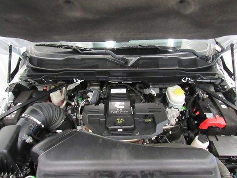 Used 2023 RAM 2500 Tradesman image 32