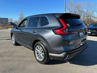 Used 2023 Honda CR-V EX video 3