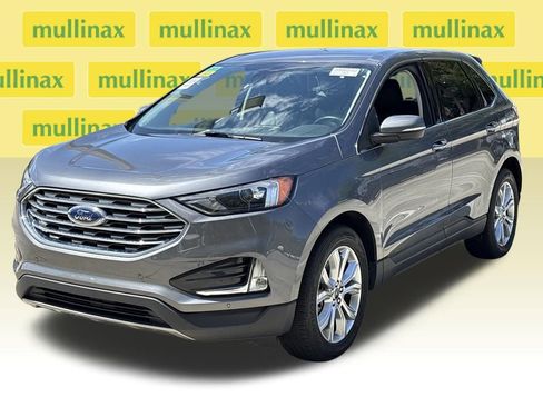 Used 2024 Ford Edge Titanium image 12
