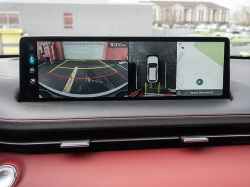 Used 2025 Genesis GV70 3.5T Sport w/ Sport Advanced Package image 24