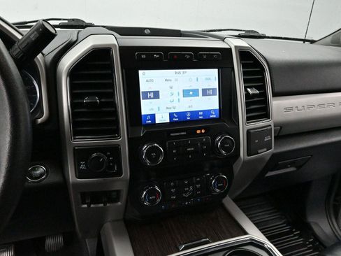 Used 2020 Ford F350 Lariat w/ Lariat Ultimate Package image 18