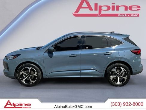 Used 2023 Ford Escape ST-Line Select w/ Tech Pack #2 AWD/4WD image 2