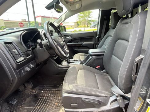 Used 2017 GMC Canyon SLE w/ Trailering Package AWD/4WD image 9