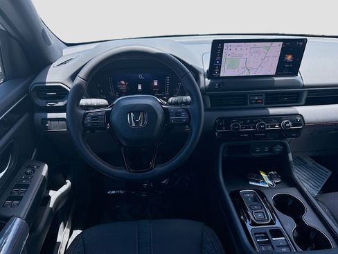 New 2026 Honda Pilot Sport image 18