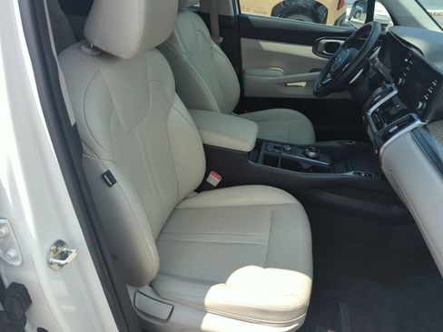 Used 2021 Kia Sorento S FWD image 35