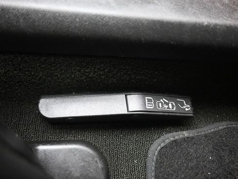 Used 2019 Chevrolet Corvette Stingray Coupe w/ Battery Protection Package image 26