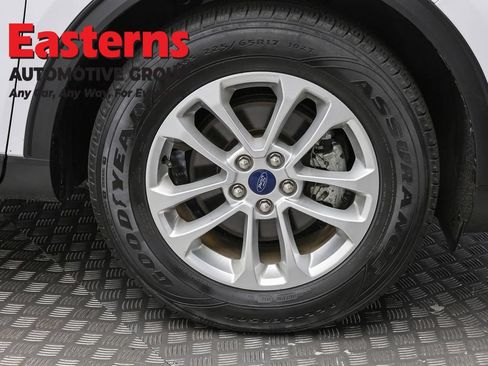 Used 2022 Ford Escape SE AWD/4WD image 32