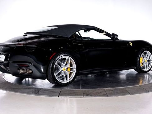 Certified 2024 Ferrari Roma Spider image 2