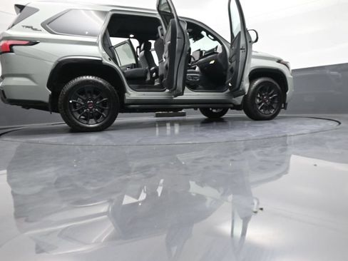 Used 2026 Toyota Sequoia Platinum w/ TRD Off-Road Package AWD/4WD image 51