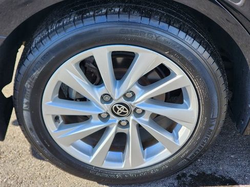 Used 2023 Toyota Camry LE image 12