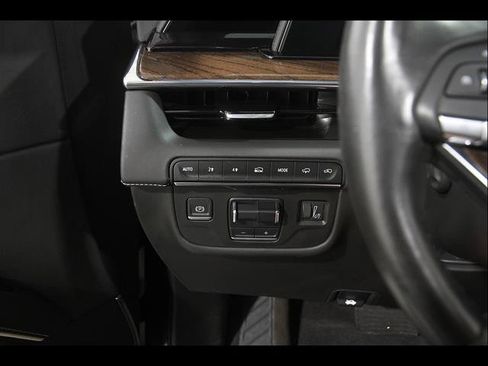 Used 2022 Cadillac Escalade Sport Platinum AWD/4WD image 6