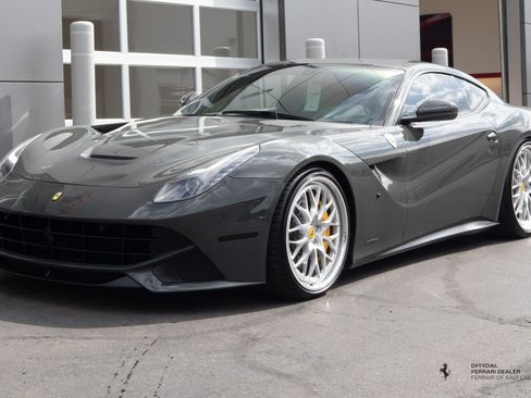 Used 2014 Ferrari F12 Berlinetta RWD image 1
