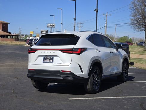 Used 2025 Lexus NX 250 FWD w/ Accessory Package (Z1) image 7