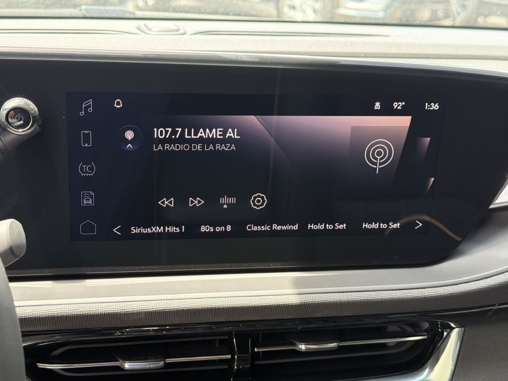 New 2026 Buick Envista Sport Touring FWD image 25
