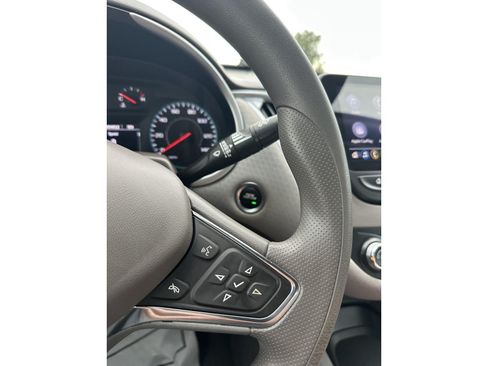Used 2024 Chevrolet Malibu LS FWD image 24
