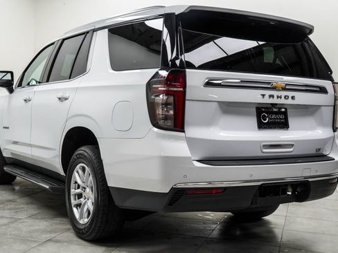 Used 2024 Chevrolet Tahoe LT RWD image 11