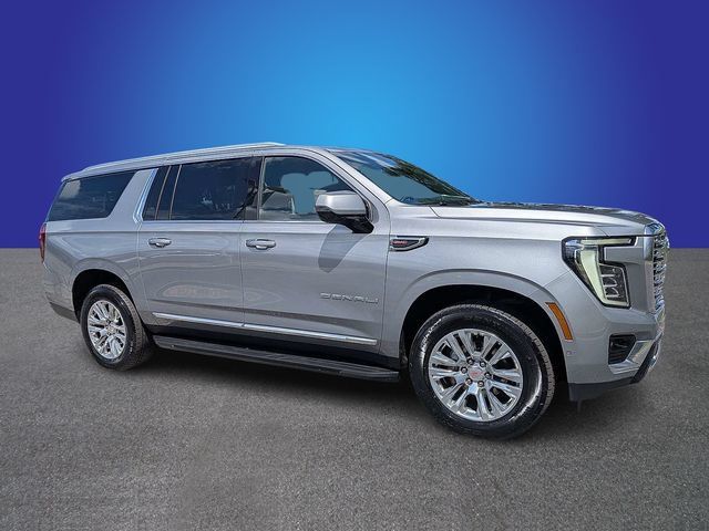Used 2025 GMC Yukon XL Denali AWD/4WD image 7
