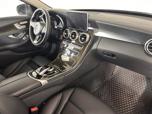 Used 2018 Mercedes-Benz C 300 4MATIC Sedan image 19