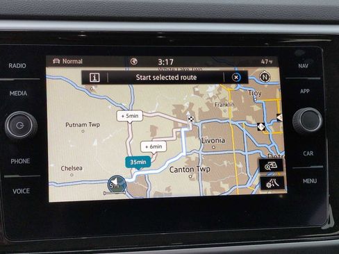 Used 2021 Volkswagen Atlas SEL R-Line image 30