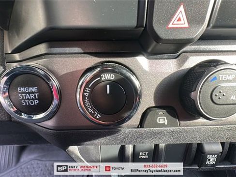 Used 2021 Toyota Tacoma TRD Sport image 21
