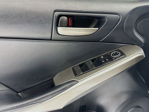 Used 2017 Lexus IS 350 AWD image 16