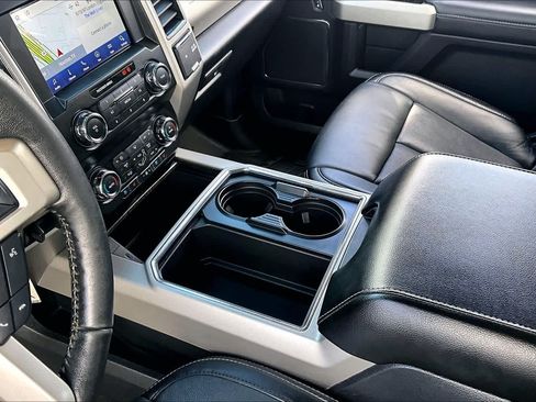 Used 2020 Ford F250 Lariat w/ Lariat Value Package AWD/4WD image 17