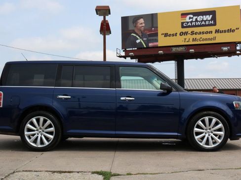 Used 2016 Ford Flex SEL w/ Equipment Group 202A AWD/4WD image 8