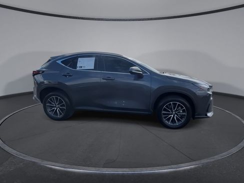 Used 2025 Lexus NX 250 FWD w/ Towing Package (2000 Lbs) image 2