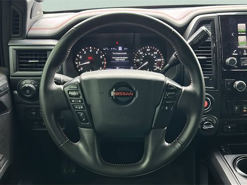 Used 2021 Nissan Titan PRO-4X w/ Pro-4x Convenience Package image 28