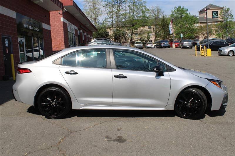 Used 2021 Toyota Corolla SE w/ Carpet Mat Package (TMS) FWD image 6
