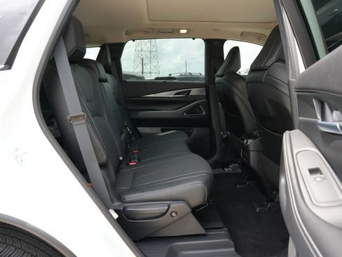 Certified 2026 INFINITI QX60 Luxe w/ Cargo Package AWD/4WD image 21