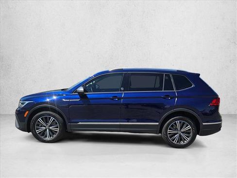 Used 2024 Volkswagen Tiguan Wolfsburg Edition FWD image 18
