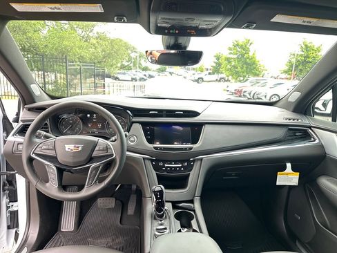 New 2026 Cadillac XT5 Premium Luxury w/ LPO, ONYX Package FWD image 33