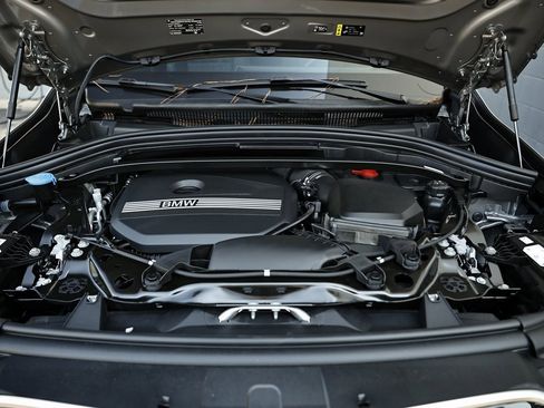 New 2026 BMW X1 xDrive28i w/ Convenience Package image 30