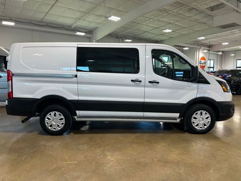 Used 2024 Ford Transit 250 Low Roof w/ Exterior Upgrade Package RWD image 8