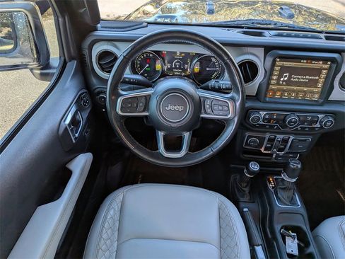 Used 2021 Jeep Wrangler Unlimited Sahara image 16