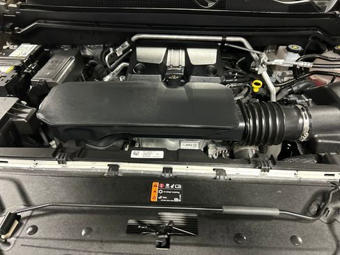 Used 2024 GMC Canyon Elevation w/ Convenience Package image 25