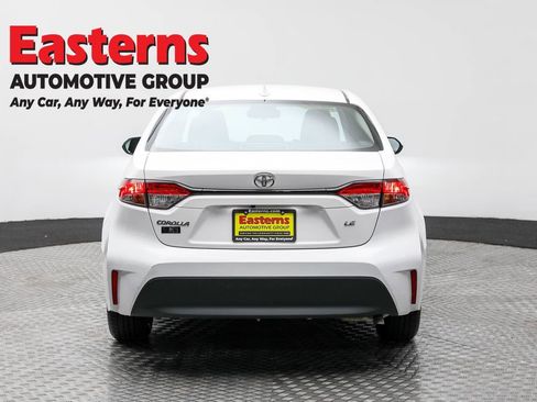 Used 2024 Toyota Corolla LE image 6