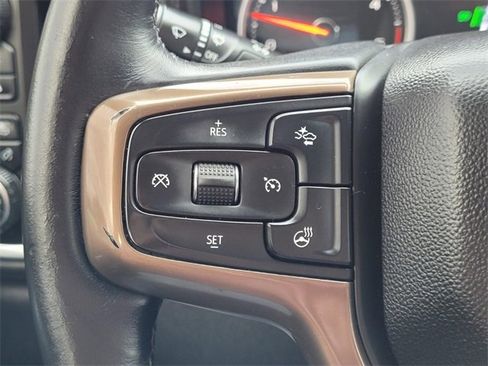 Used 2022 Chevrolet Silverado 2500 High Country w/ Z71 Off-Road Package image 27