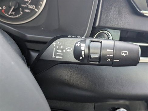 Used 2022 Mitsubishi Outlander SE image 32