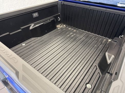 Certified 2024 Toyota Tacoma TRD Off-Road image 9