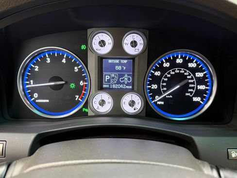 Used 2010 Lexus LX 570 4WD image 24