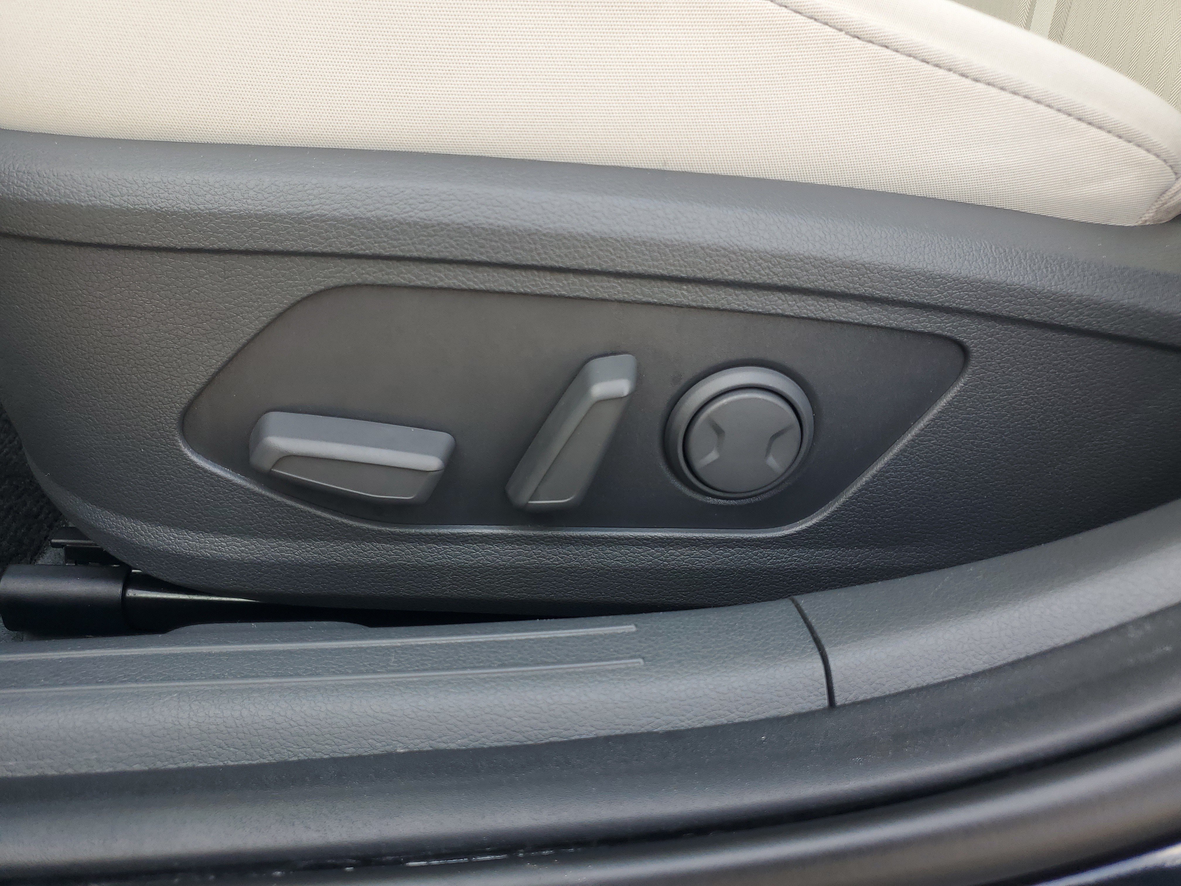 Used 2023 Hyundai Sonata SEL FWD image 21